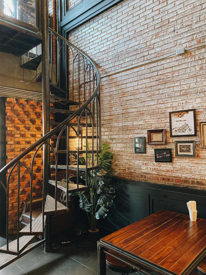 Man Cave Hostel Vientiane Ban Nongdouang Dış mekan fotoğraf